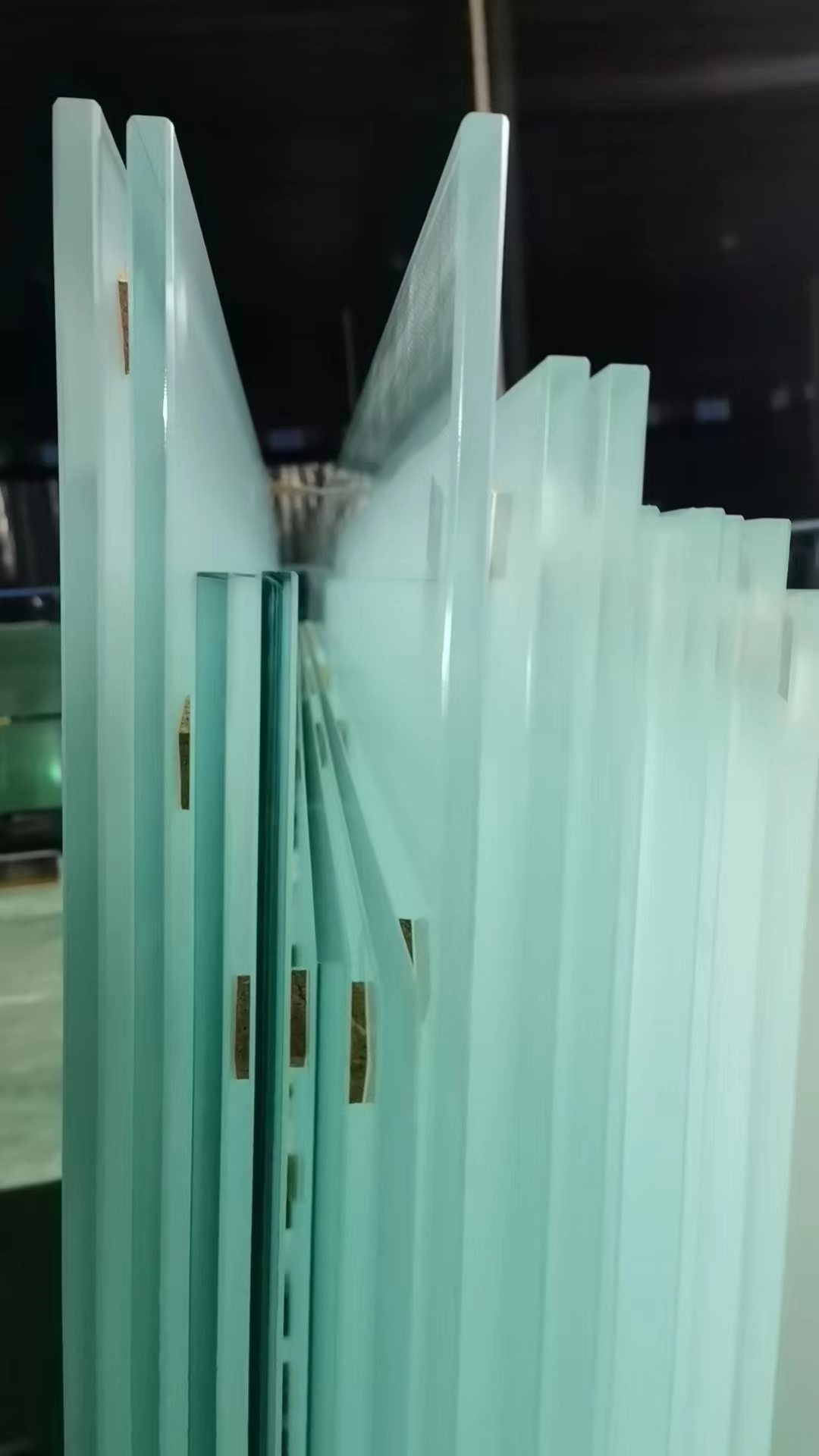 單片油砂防火玻璃